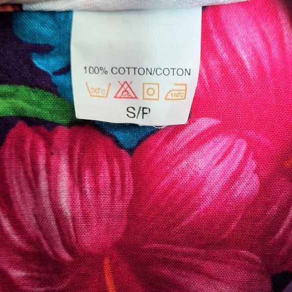 Hawaiian Style Shirt from Woodbine Entertainment Media Golf Tournament - Picture 5 of 5